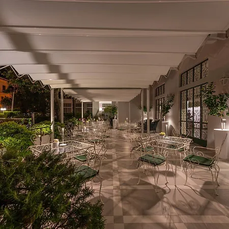 Szálloda Majestic Palace 4*