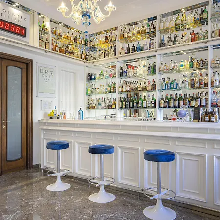 马杰斯迪克帕拉斯酒店 4*