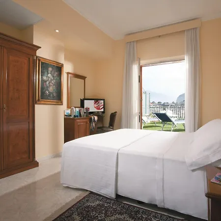 Hotel Majestic Palace