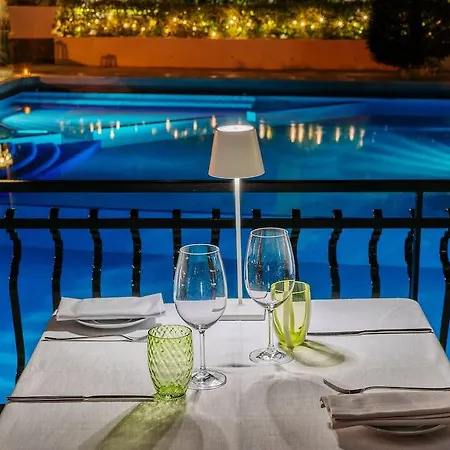 Majestic Palace 4*